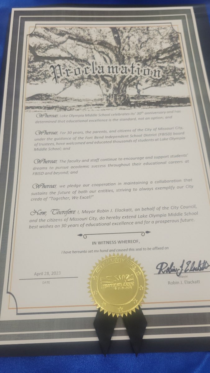 Courtney Holman Clark tweet media