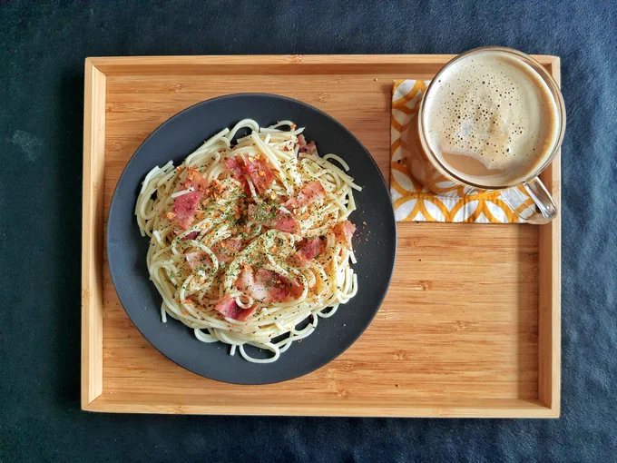 bacon aglio olio at #hungrybearstable today 