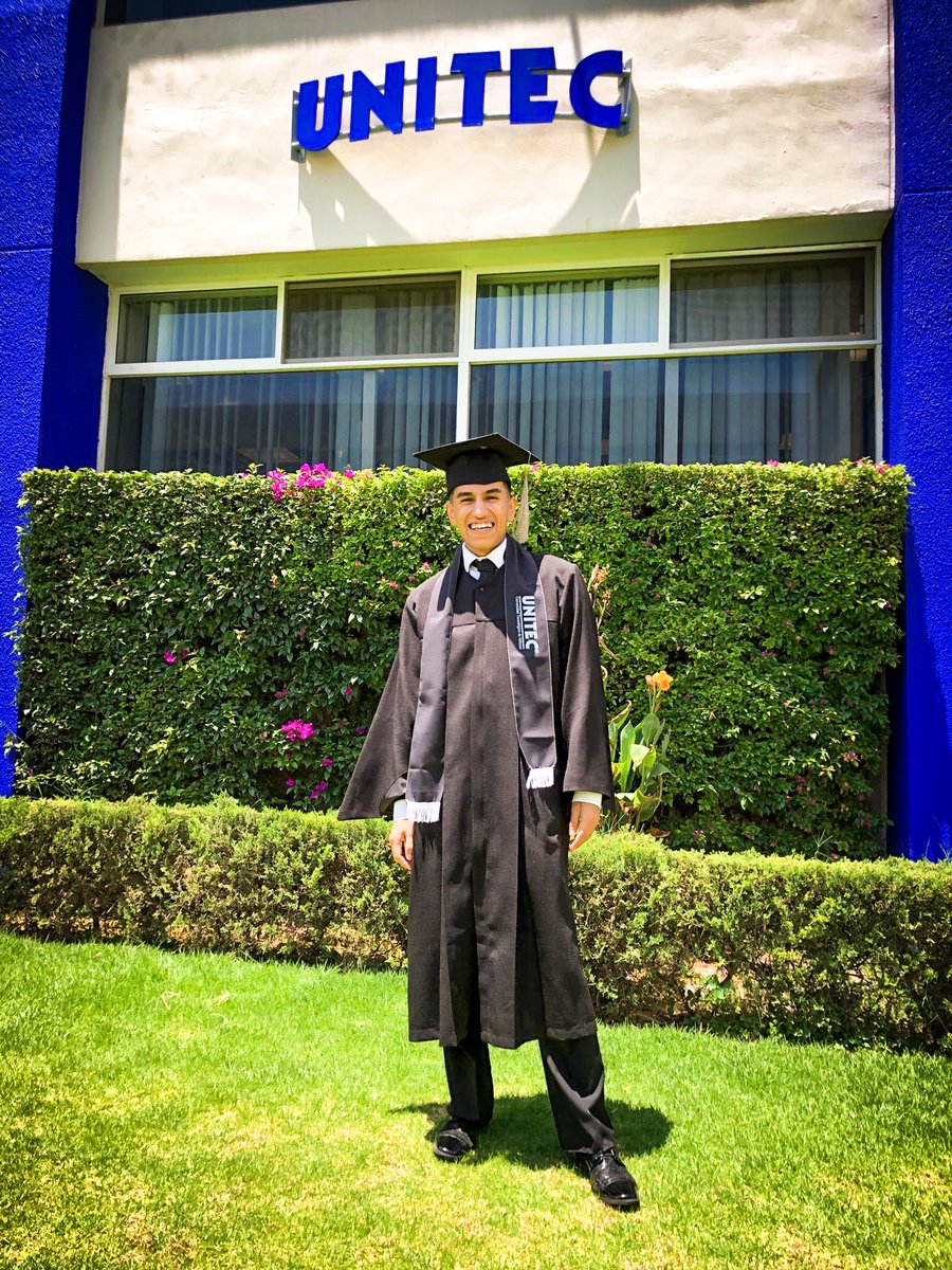 JaramilloJunio's tweet photo. El futuro es de aquellas personas que creen en la belleza y en el hecho de hacer realidad cada uno de sus sueños
.
.
.
#JaJaJaramillo
#Graduation #JaJaJaramillo #MiGradua #Lic #Diseñadorgrafico #prom #universidad #Instagraduation #GraduationDay #NuevasHistorias https://t.co/F20EGiQkde