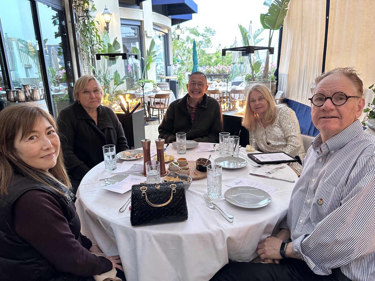 CSHPsocal's tweet image. Educational Dinner 4/27/23

Thank you for the invitation and great presentation!

Topic: Small cell lung cancer
