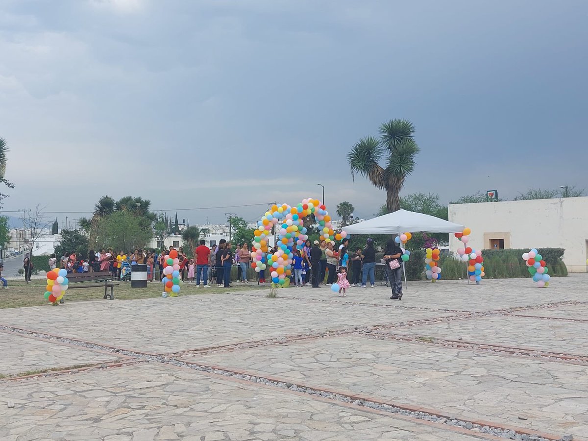 Ayer estuvimos festejando el Día del Niño en Centro de Rehabilitación Integral y el Centro Cultural las Lomas en el municipio de García, Nuevo León.

¡Gracias a todos los estudiantes y voluntarios que lo hicieron posible!

<a href="/biologiauanl/">FCB UANL</a>