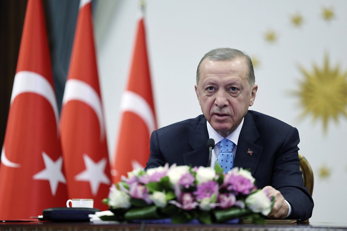MBZ_Chy's tweet photo. Best of luck @RTErdogan .
Turkey is lucky to have a great leader like you.We want you as the #President_of_Turkey again.

Love and support from India 🇮🇳❤️🇹🇷.

@EmineErdogan @MevlutCavusoglu @TimeOutIstanbul @anadoluagency @trpresidency @Akparti @AJEnglish 
 @Turkeyelection3 https://t.co/Bq06mBTJ8a
