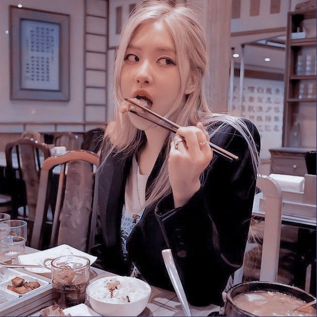 Aurel30195451's tweet photo. Hi tonight, I really need fams 

@LpmRoleplayer @LpmPromote 
#roleplayer #roleplayeraccount https://t.co/TYheFKqyQe