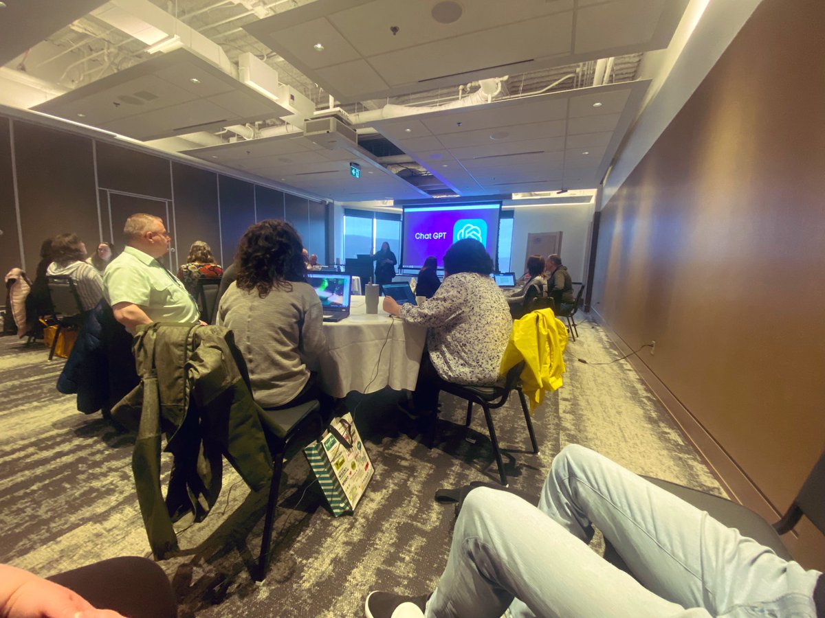 kathrynhancock_'s tweet photo. Had the opportunity to sit in on @mme_hopkins session this morning at #TESIConnect, lots of exciting things happening in the education world 🤩 https://t.co/G9oV2uvxFx