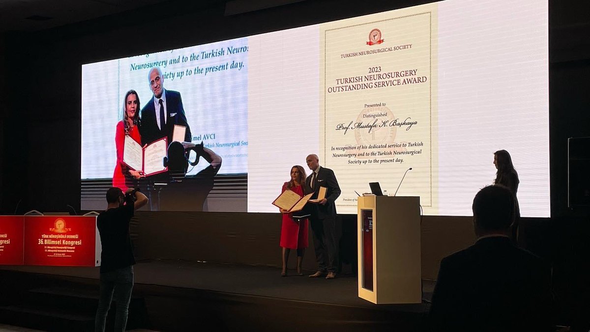 DrBaskaya's tweet photo. "I am humbled and delighted to receive the Turkish Neurosurgery Outstanding Service Award from the Turkish Neurosurgical Society." 
#TurkishNeurosurgicalSociety #36thAnnualCongress #NeurosurgeryConference @uw_neurosurgery @uw_health  #medicaltraining #medicaleducation  #skullbase https://t.co/G3eg5WnFlH