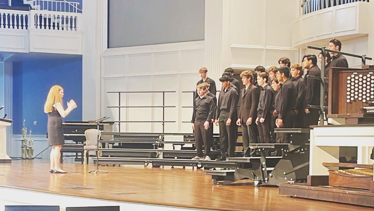 FloMo Choir tweet media