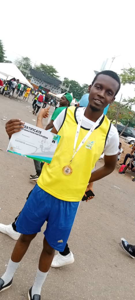 MedicaidcfP's tweet image. #RunningForACause: Muhammad Mukhtar finished the 42km race route from #Citygate, Abuja to Eagle's Square &amp;amp;dedicated his run to women fighting against the menace of #breastcancer in Nigeria while celebrating Medicaid Cancer Foundation as a beacon of hope in the
#fightagainstcancer