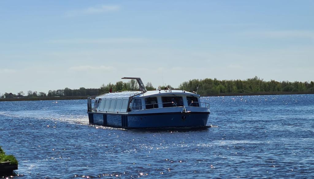 AlleJanHeida's tweet photo. Vandaag proefvaart gemaakt met de MS Markol. We zijn klaar voor t nieuwe vaarseizoen en hebben inmiddels al 23 boekingen staan #grou #sgwg https://t.co/We8qqNDr3G