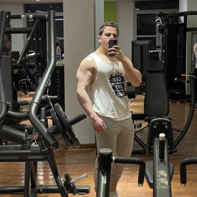 3laa2eldeen's tweet photo. #NewProfilePic https://t.co/b8bd3qESX8