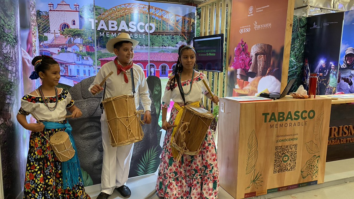 Turismo_Tabasco's tweet photo. 🎡Hoy es #Sábado de @FeriaTabasco_ 🎡
Visítanos en el stand de #TurismoTabasco en la nave 1 del Parque Tabasco “Dora María” y conoce todas las #EperienciasMemorables en #Tabasco
Además tómate la foto en nuestro muro #instagrameable
#TabascoMemorable #Tabasco https://t.co/ZN7yh5uWVA