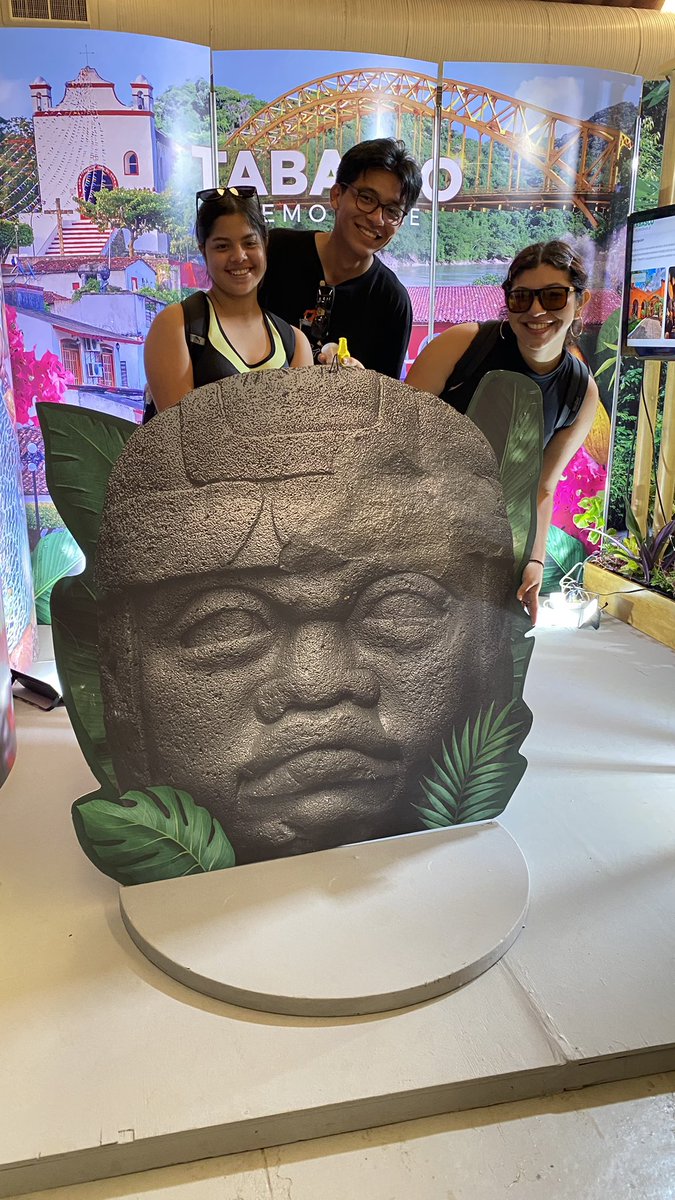 Turismo_Tabasco's tweet photo. 🎡Hoy es #Sábado de @FeriaTabasco_ 🎡
Visítanos en el stand de #TurismoTabasco en la nave 1 del Parque Tabasco “Dora María” y conoce todas las #EperienciasMemorables en #Tabasco
Además tómate la foto en nuestro muro #instagrameable
#TabascoMemorable #Tabasco https://t.co/ZN7yh5uWVA