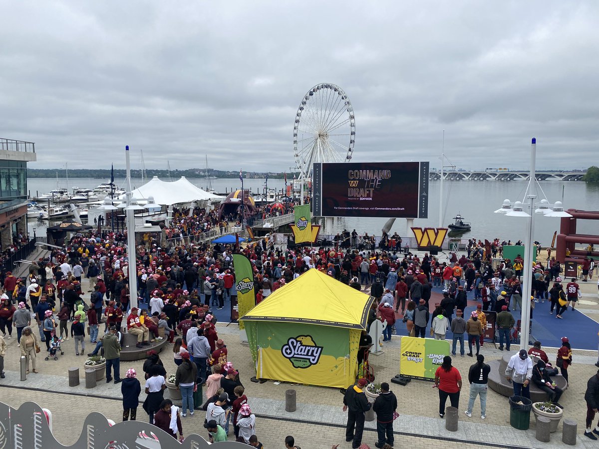 JP Finlay on Twitter "Big crowd at National Harbor for Commanders