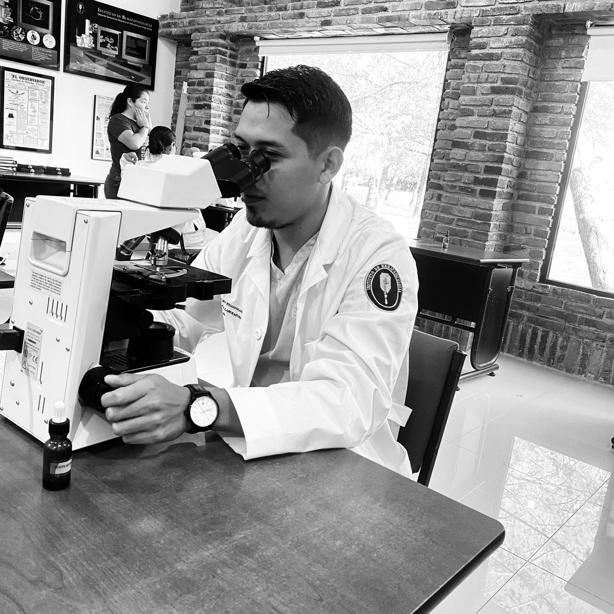 JorgePucMoo's tweet photo. Finalizamos la tercera estancia en la Especialidad en Hematología Diagnóstica por Laboratorio (EHDL). https://t.co/RFnkrGz8s5