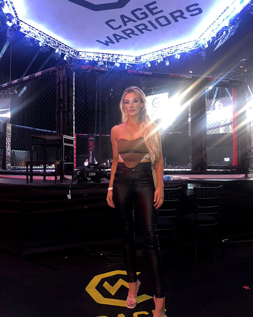 Leah McCourt tweet media