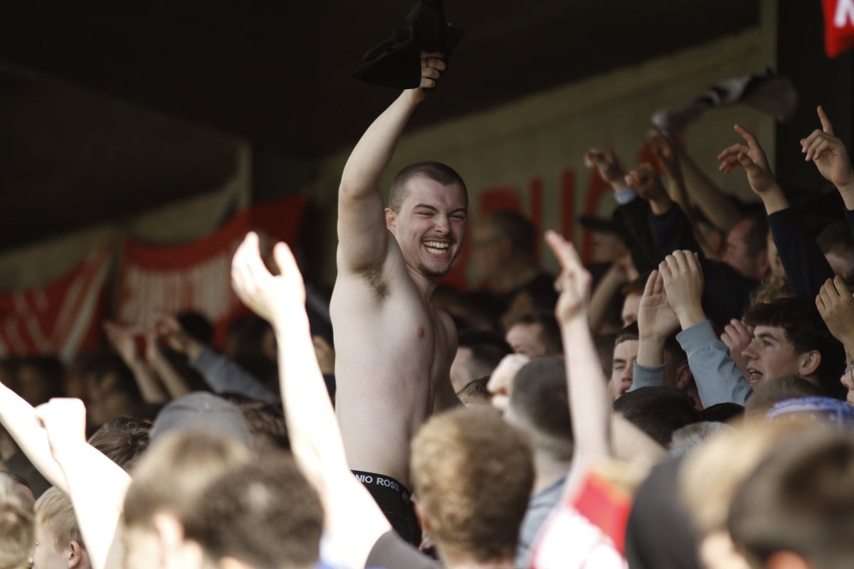MarkSDunford's tweet photo. That survival feeling @crawleytown - picture by @willvictorphoto https://t.co/ebU59fJ6lh