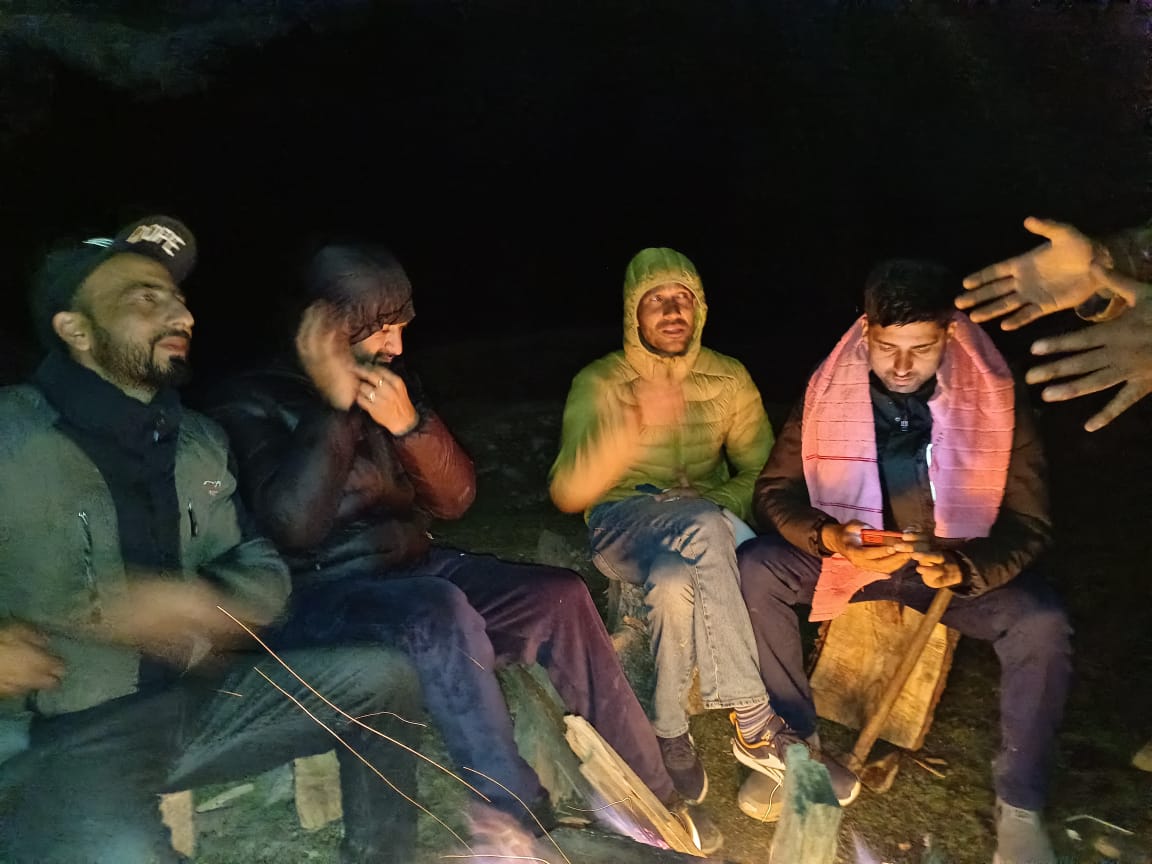 panchayat_j's tweet photo. (Live Pictures from Sinthan)
Following the directions of  @Devansh_IAS sb, 
Panchayat Secretaries from Kishtawar on duty right now ,doing all kind of possible efforts for making  the SINTHAN festival a grand success .
@OfficeOfLGJandK @mandeep082 @PMOIndia @mopr_goi @tourismgoi https://t.co/ZwCoUTsArB