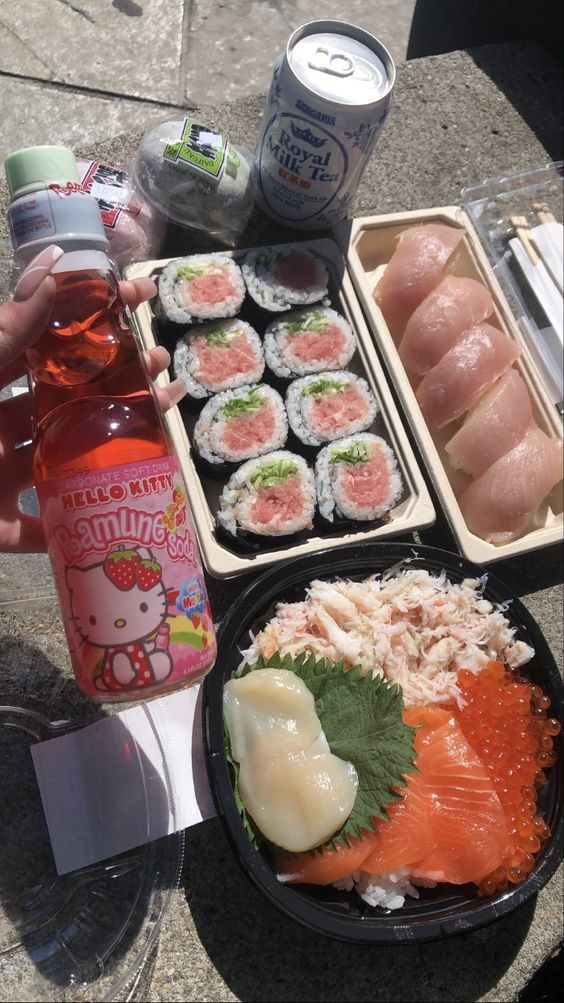 cafe_mlm's tweet image. delivery for competitive gamer bf who loves their rhythm gamer bf! 

tag: @meowbedar