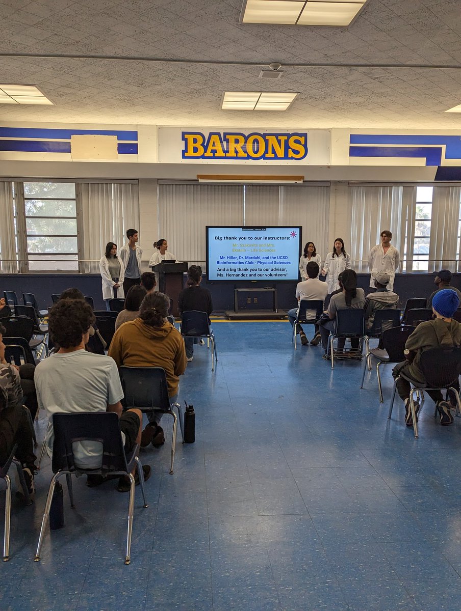 educator_tech's tweet photo. @BVHBarons science students leading a STEM event for middle school students. Student driven and organized. @SUHSD @UCSD https://t.co/8dhUag4rtl