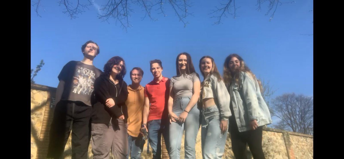 The West Cliff Theatre is a place where strong friendships are made. Our young Technicians enjoyed a day together in colchester. They all volunteer tirelessly weekend after weekend to keep our theatre going. Great to see you all enjoying your well deserved day off 
#proudofyou