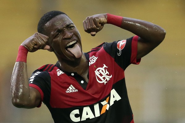 MengoFatos's tweet photo. Que a Tradição seja mantida!

2008 - Souza 
2013 - Hernane e André Santos 
2018 - Vinícius Jr
2019 - Gabriel Barbosa https://t.co/wcKOUklyNe