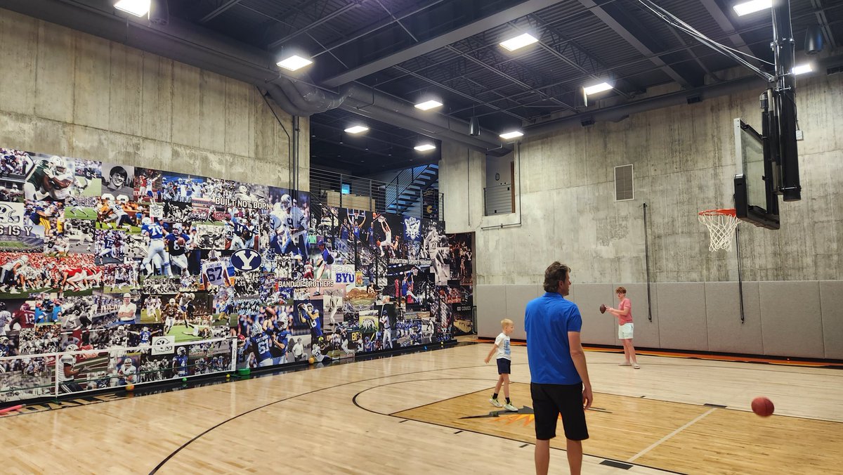 Mark Durrant on Twitter "I present to you the most beautiful gym wall