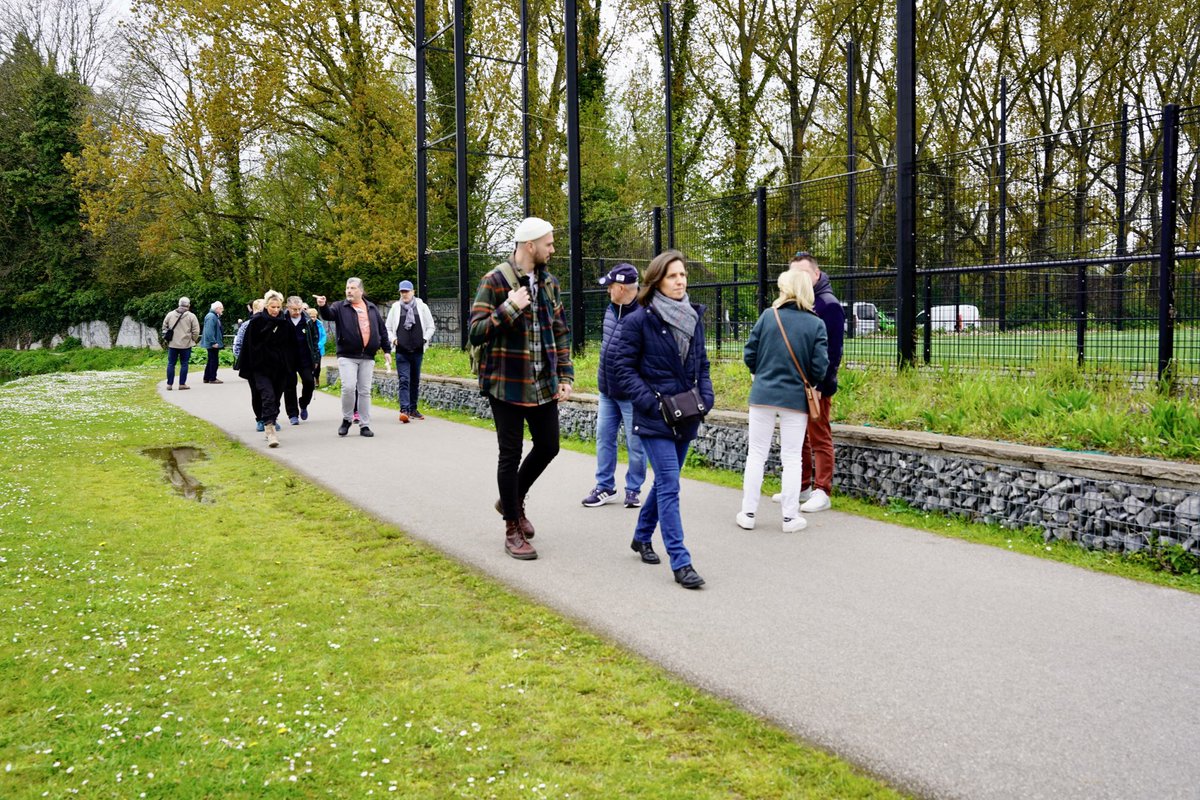 GrandArras's tweet photo. Clôture Mois du Numérique : 

✅ Après 4 semaines d'ateliers, le mois du #numérique se clôture 

🚶‍♀️Une nouvelle balade découverte avec Photostopper à Saint-Laurent-Blangy

Bravo aux 25 partenaires et 15 communes participantes ! https://t.co/FLdJvcI2fH