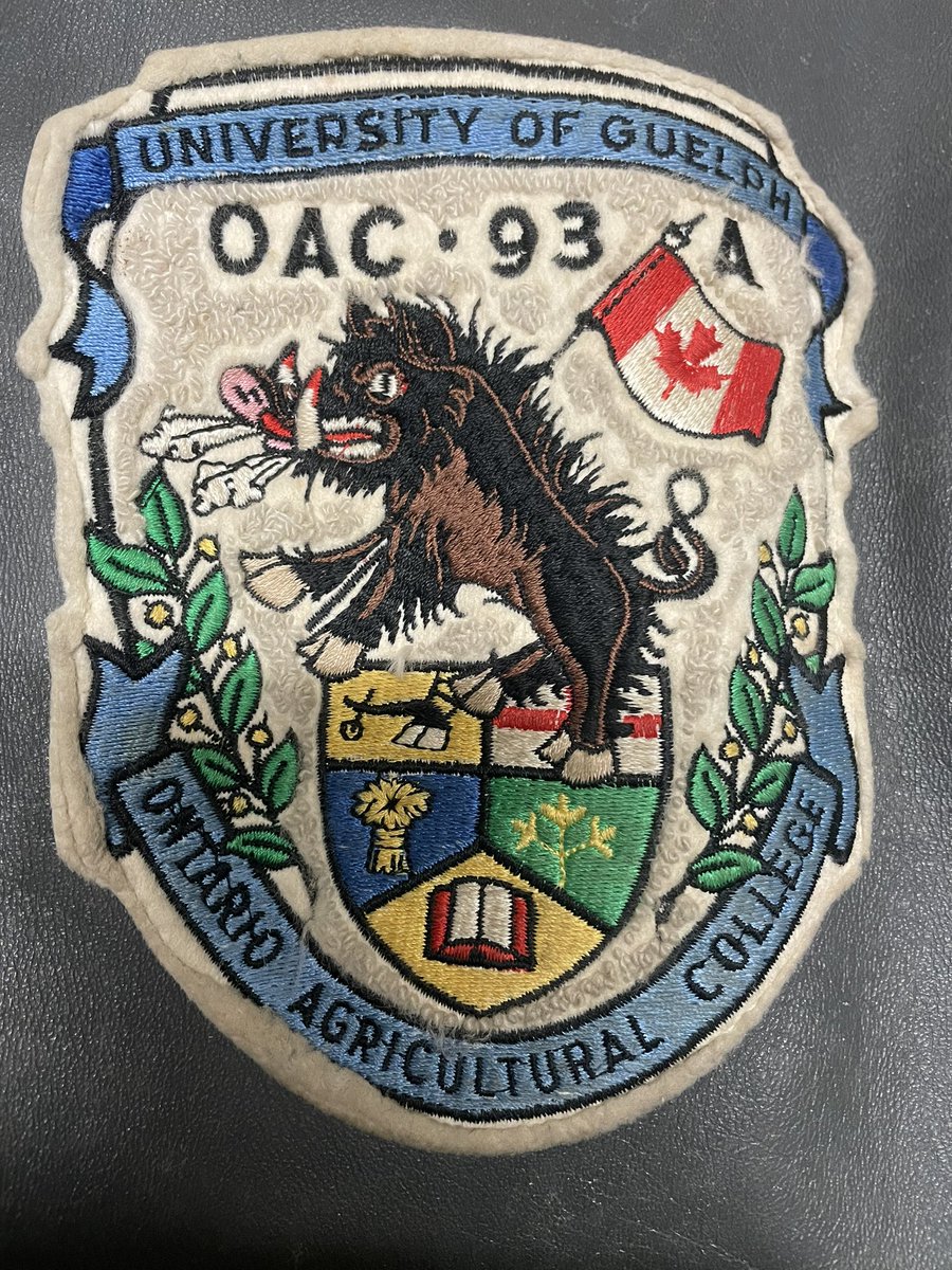 mtorrie7's tweet photo. @blake_vince @uofg Thanks for stopping in Blake. Hard to believe it’s been 30 years as a 93A wild boar alumni :) 
&amp; ya still where the coat on occasion https://t.co/QUnPP93R2F