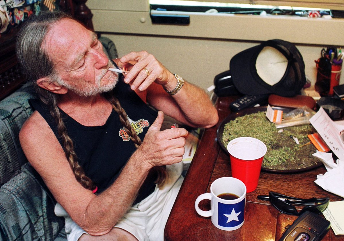 Here’s to health.

Happy 90th, Willie.