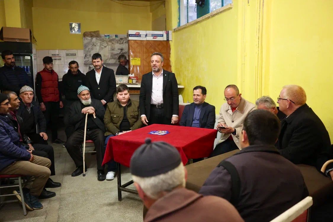 Dolular's tweet photo. Şimdi ki durağımız İnlice mahallemiz…
Her seçimde diri bir şekilde destek veren bizleri hiç bir zaman yalnız bırakmayan İnlice’li hemşehrilerimize teşekkür ediyorum…
Bir olacağız,
İri olacağız,
Diri olacağız…
Hep birlikte,
Meram,Konya,TÜRKİYE olacağız…💪
🇹🇷🇹🇷🇹🇷 https://t.co/tDm3bdV3ap