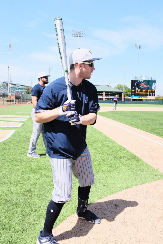 Pre-game film in Magic City 🎞️

#BirdsUp 🤙 | #LetsGo210