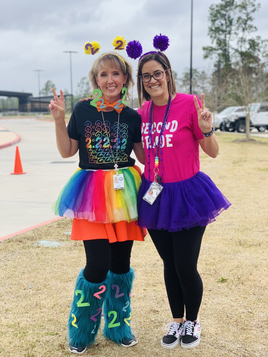 Congratulations <a href="/SMitchellreads/">Susan Mitchell, MLS - Groves Elementary Library</a> our <a href="/HumbleISD/">Humble ISD</a> District Teacher of the Year!! You bring so much joy to all of us at <a href="/HumbleISD_GE/">Groves Elementary</a> especially our Grizzlies! 💙🐻💛 We are truly blessed to have you!! Keep up the amazing work you do friend! 🎉👏🤘 #AlwaysFun #AlwaysPositive