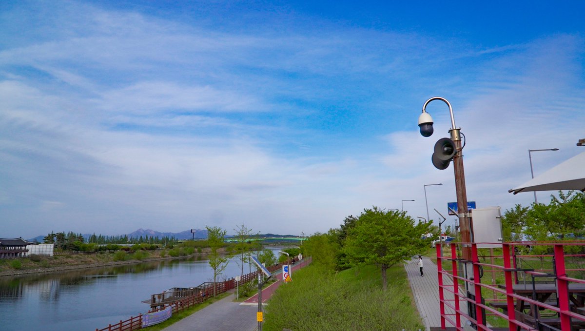 studio_diddu's tweet photo. 경인아라뱃길
#photography #photo #photooftheday #사진 #스냅  #sony #sonycamera #sonyphotography #zve10 #korea #koreatravel https://t.co/mZ2FbSc8q1