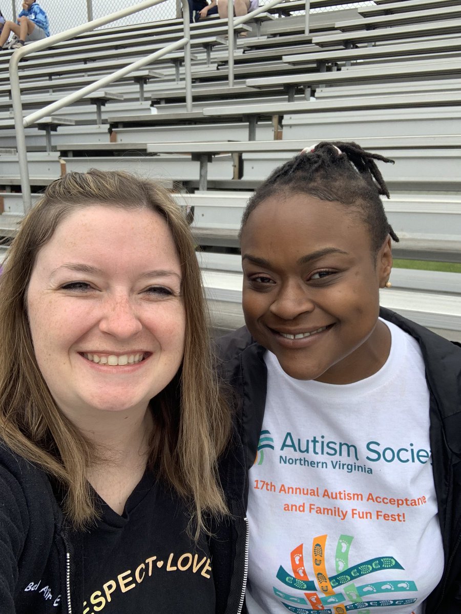 Lindsey Crawford tweet media