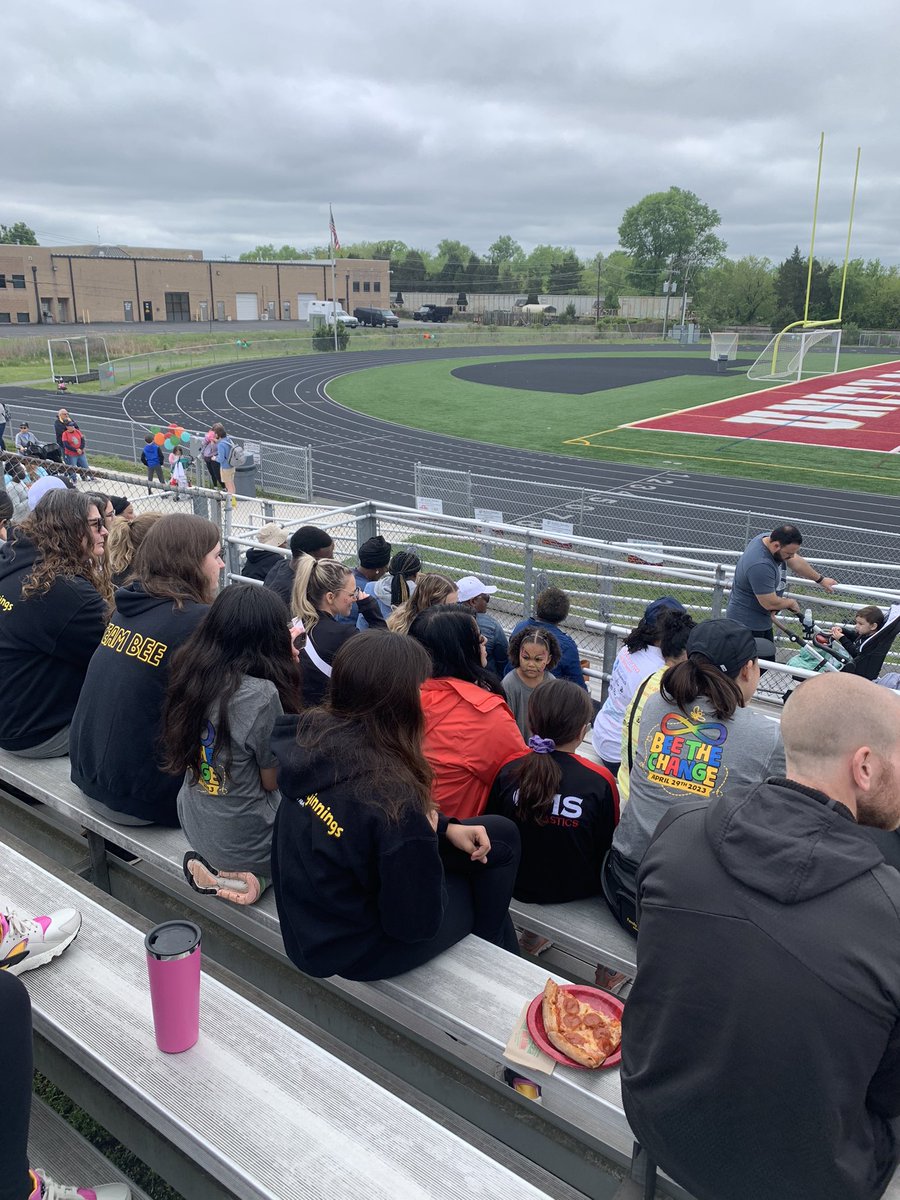 Lindsey Crawford tweet media