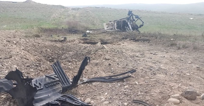 thinkingperson_'s tweet photo. On 04.28.2023,As a result of the explosion of a #mine laid by #Armenians in the #Terter region of #Azerbaijan,3 civilians were killed. In addition to the #Armenia'ns, the countries (#France) that support the #aggression of the Armenians are also to blame for this #mineterror @UN https://t.co/c8UTxZV3ha