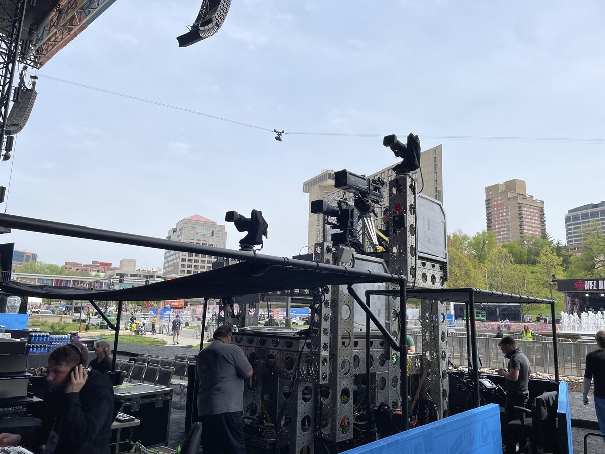 Brandon Costa tweet media