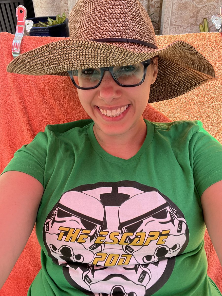NewStargateFan's tweet photo. Representing my Escape Bros of the @ATheescapepod while poolside 😎 #SaturdayVibes #EscapePod https://t.co/Jitir0qGMc