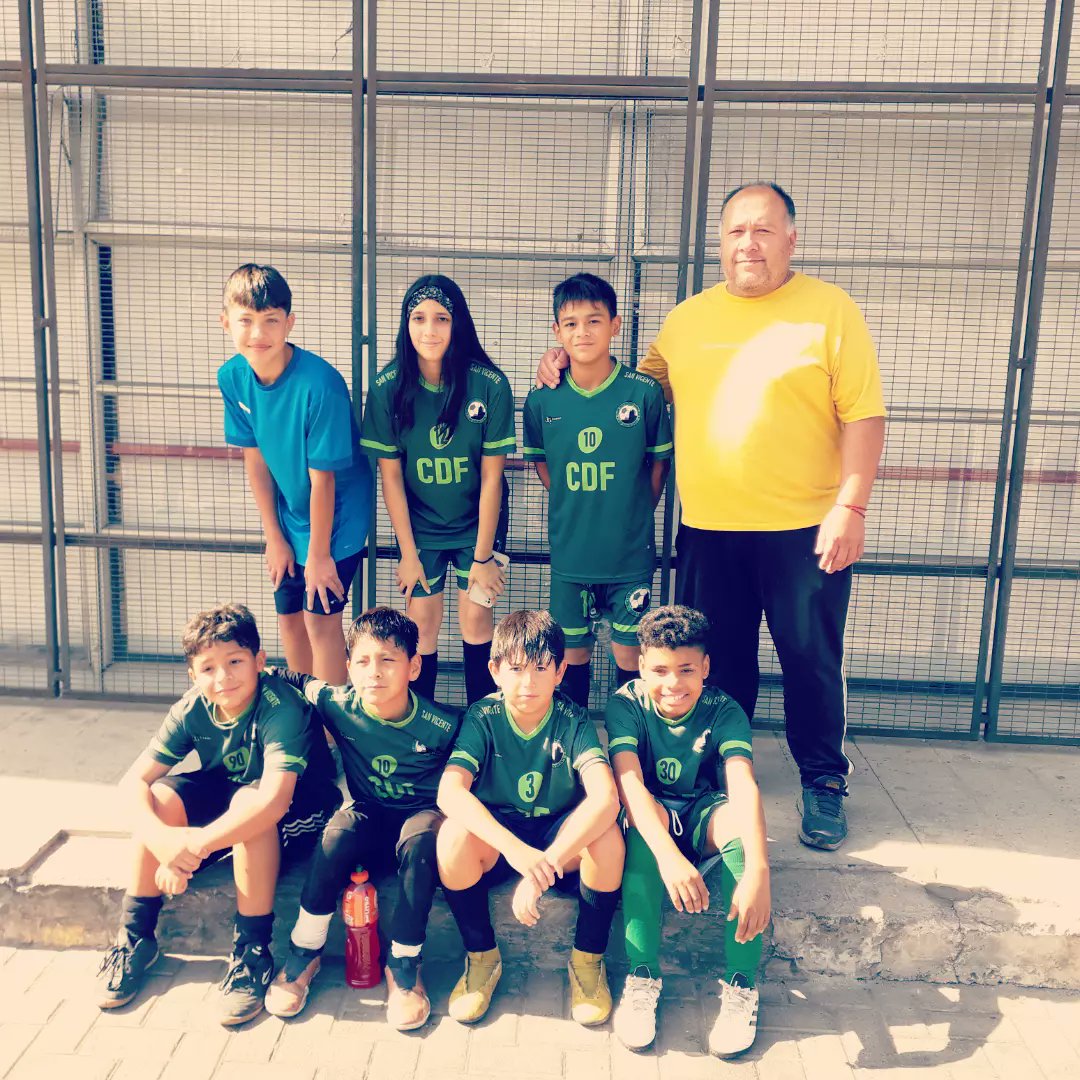 fundacionacdep's tweet photo. II FESTIVAL DE FUTSAL CATEGORÍA SUB 12 SAN JOAQUÍN 2023

Revisa la galería de imágenes de este evento deportivo formativo realizado el domingo 23 de abril en el Gimnasio Municipal Hernán Escalona C., de la comuna de San Joaquín, ciudad de Santiago https://t.co/Hssbj8TCNJ