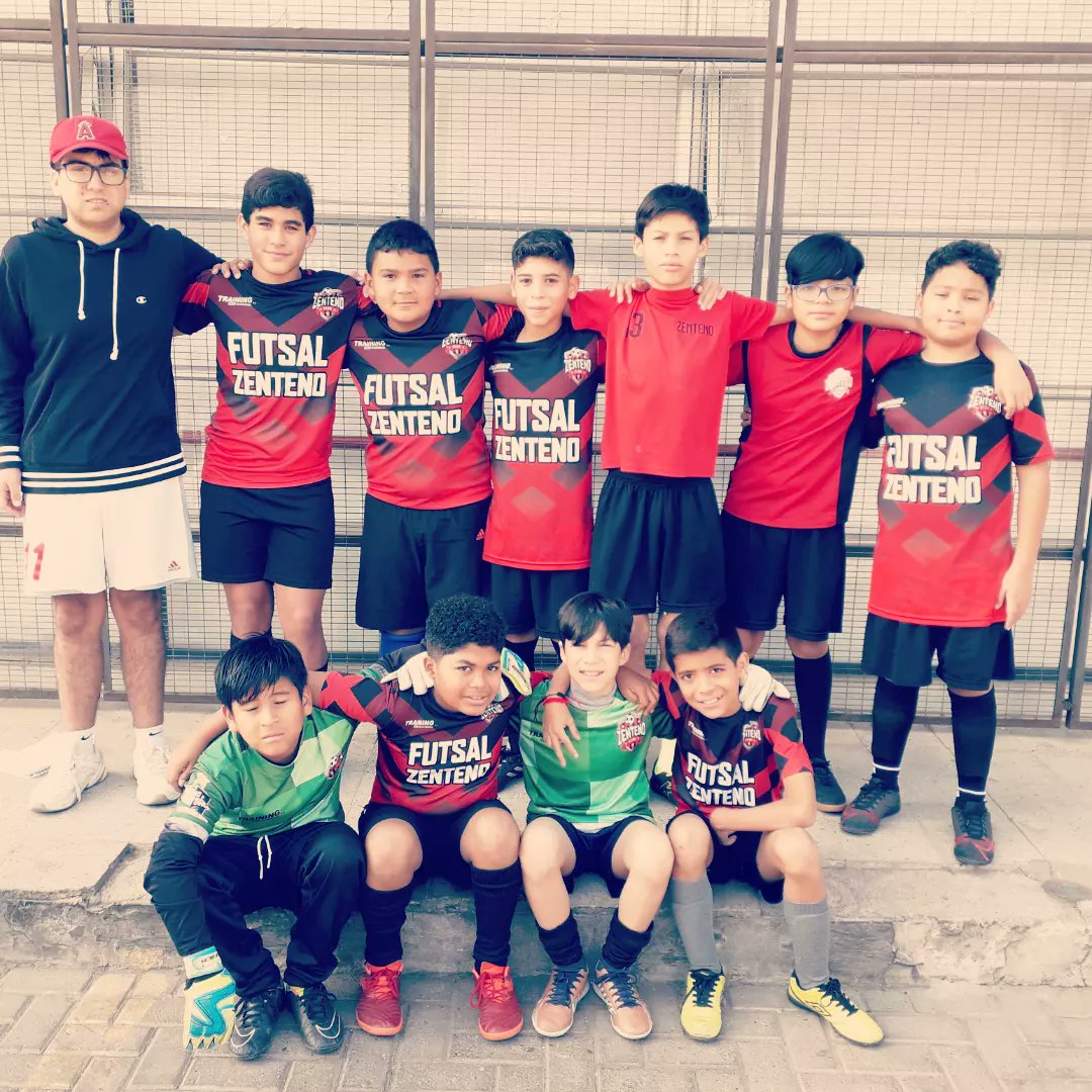 II FESTIVAL DE FUTSAL CATEGORÍA SUB 12 SAN JOAQUÍN 2023

Revisa la galería de imágenes de este evento deportivo formativo realizado el domingo 23 de abril en el Gimnasio Municipal Hernán Escalona C., de la comuna de San Joaquín, ciudad de Santiago