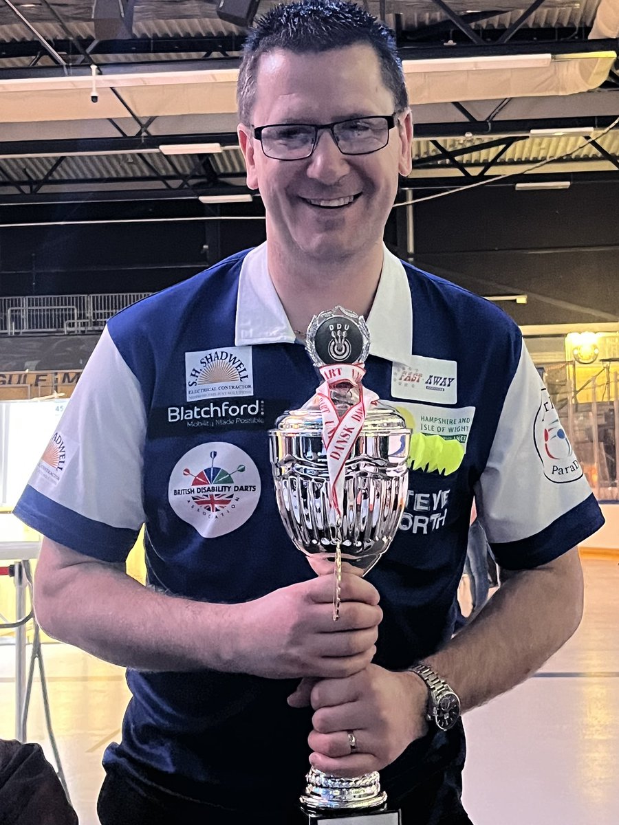 Lorraine tweet media