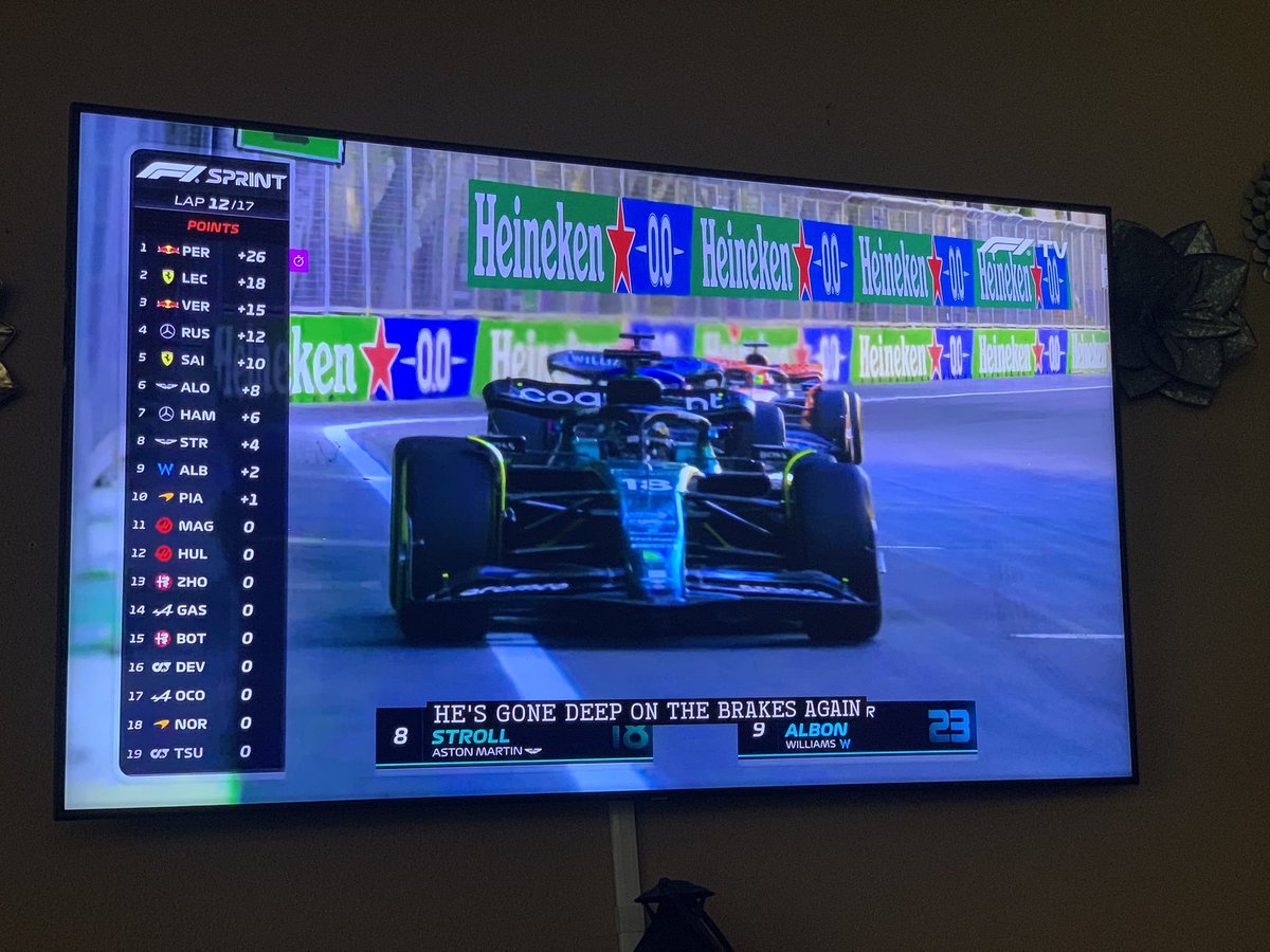 the real morfic tweet media