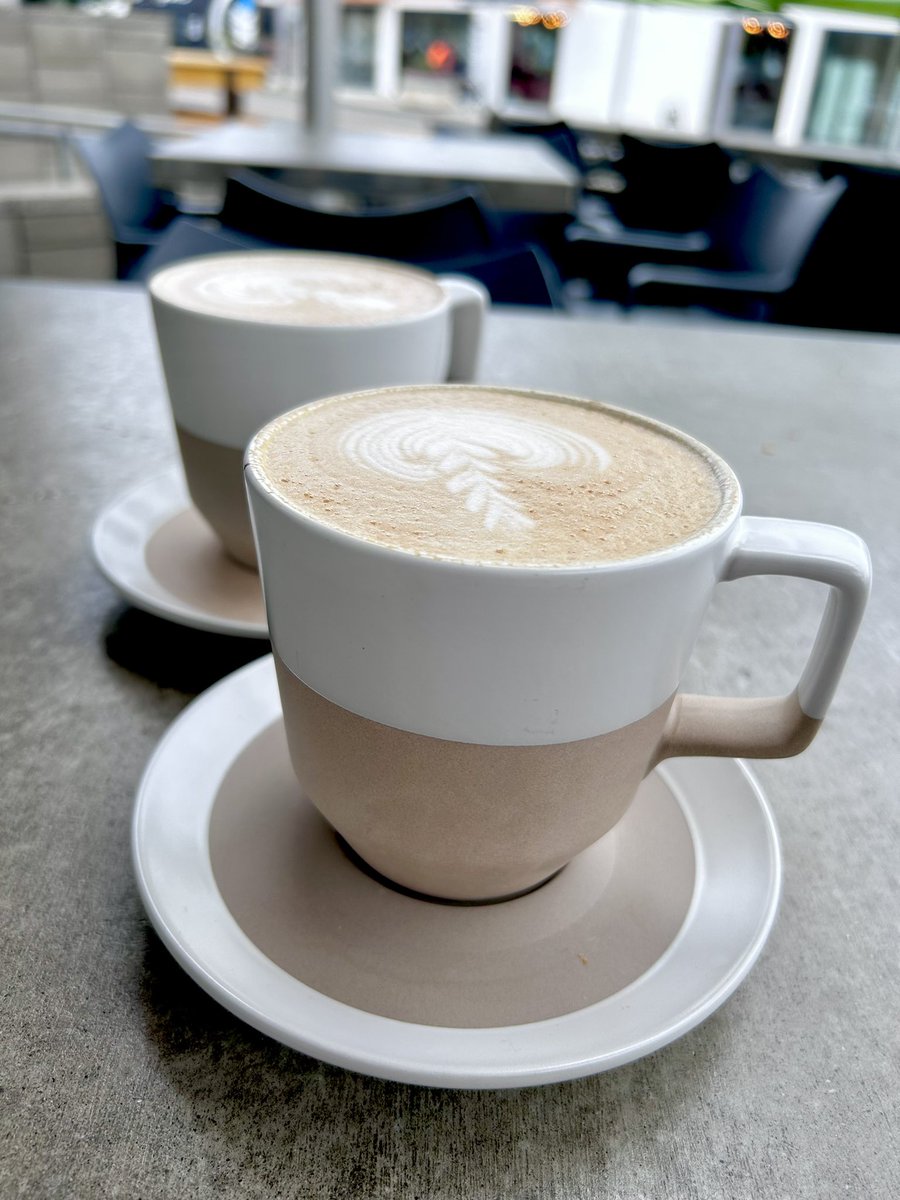 ILikeWhatIBuy's tweet photo. Taking a well deserved #coffeebreak ☕️
#TurkishLatte #LoftyCoffee #SanDiego #CoffeeTime #WeekendVibes
🤎🤎🤎 https://t.co/R5h769I2j3