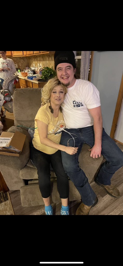 graasss_'s tweet photo. please please pray for our sweet Lee Ann ♥️♥️♥️🙏🏼🙏🏼🙏🏼 https://t.co/gUY2FOnng1
