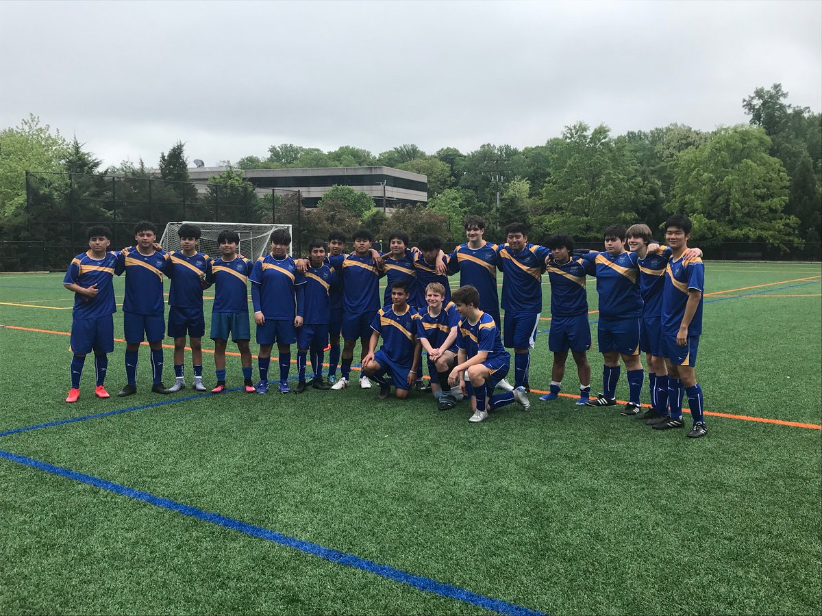 TeamjonesJ's tweet photo. Today I had the privilege of watching some Oakton students on the soccer field. And they won! Thanks @FPYCSports https://t.co/VPEHUEdJ9m