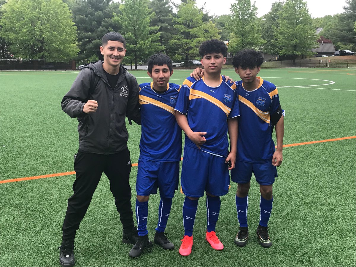 TeamjonesJ's tweet photo. Today I had the privilege of watching some Oakton students on the soccer field. And they won! Thanks @FPYCSports https://t.co/VPEHUEdJ9m
