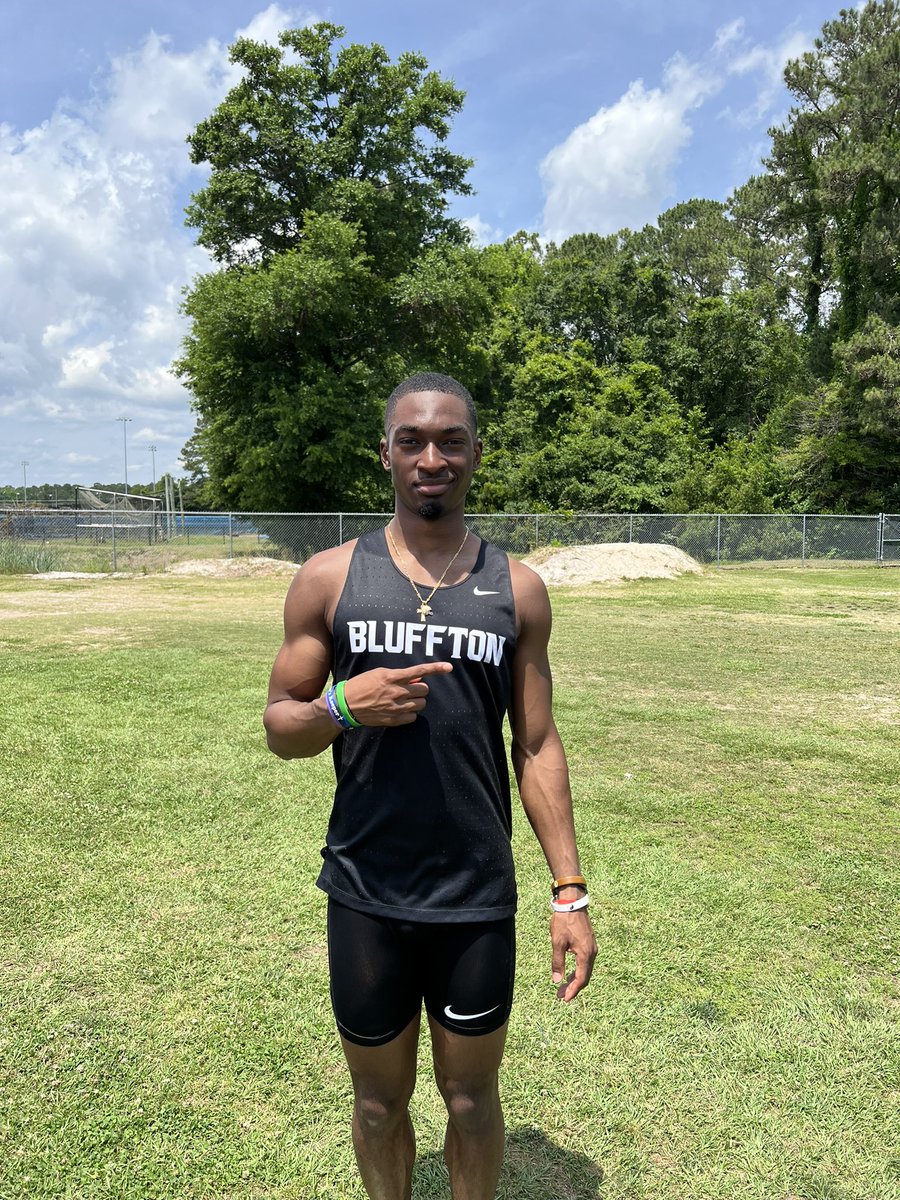 BlhstrackF's tweet photo. Region Champion 100 meter 🥇🏆
@_BLHS_Athletics @BLHSBoosters https://t.co/khYwl0z4Zr