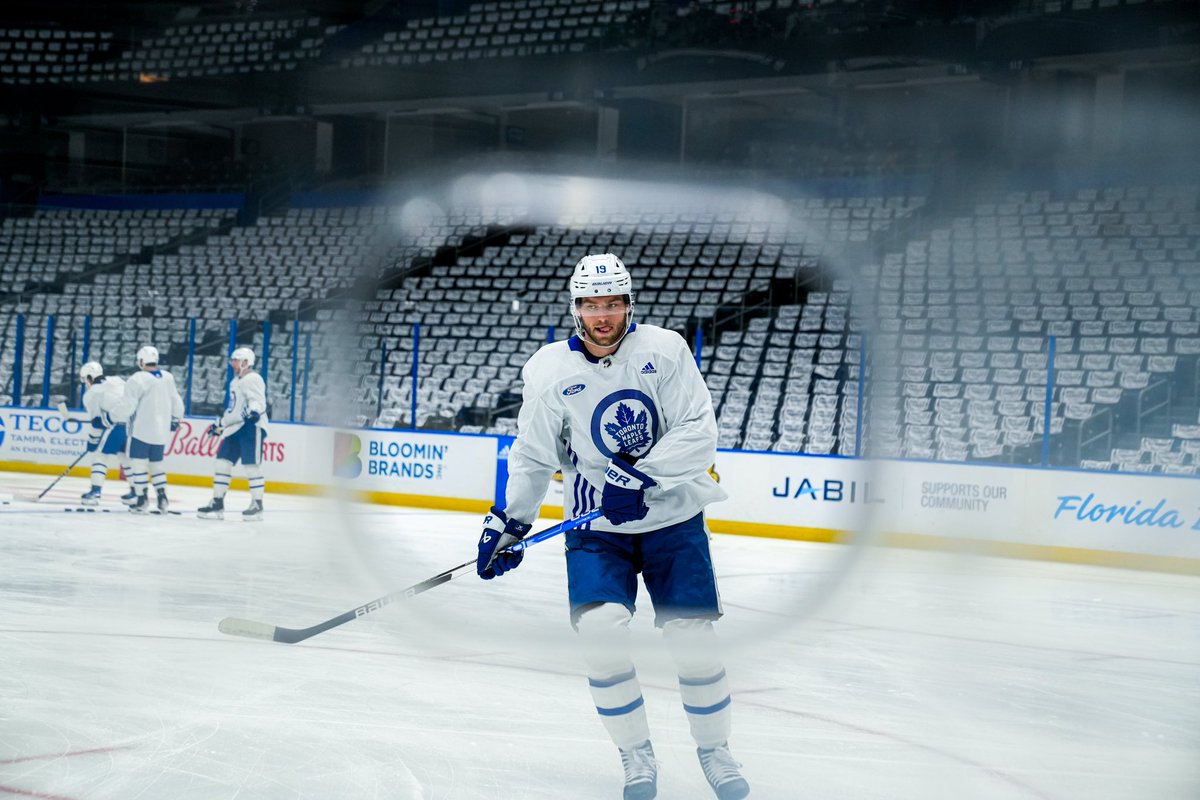 MapleLeafs's tweet photo. Clocking in ⏰ https://t.co/jb2CQC7B57