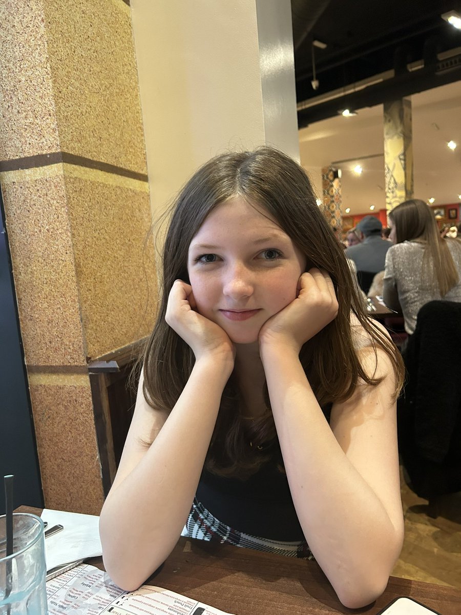 Amanda Mills tweet media