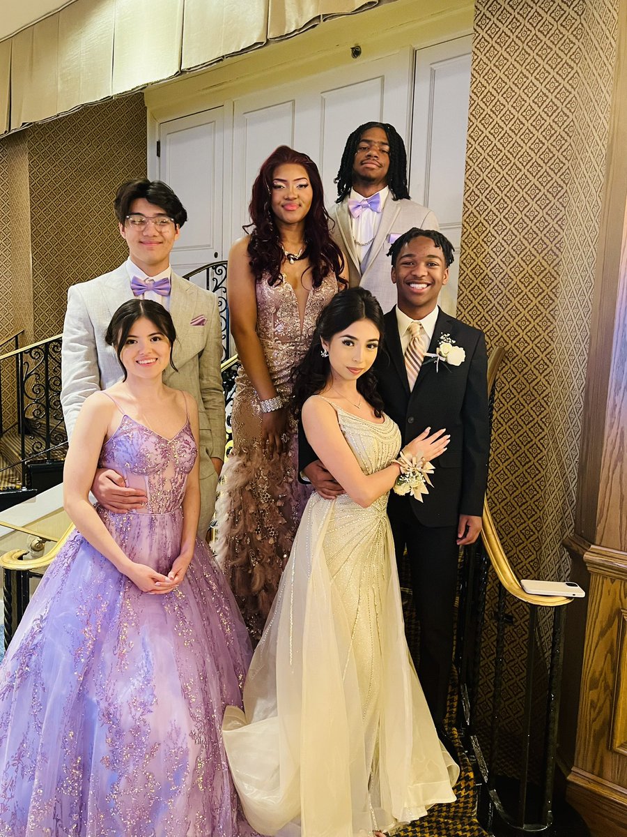 SO.MUCH.FUN <a href="/thedrakehotel/">The Drake</a> #Prom2023 #Macs