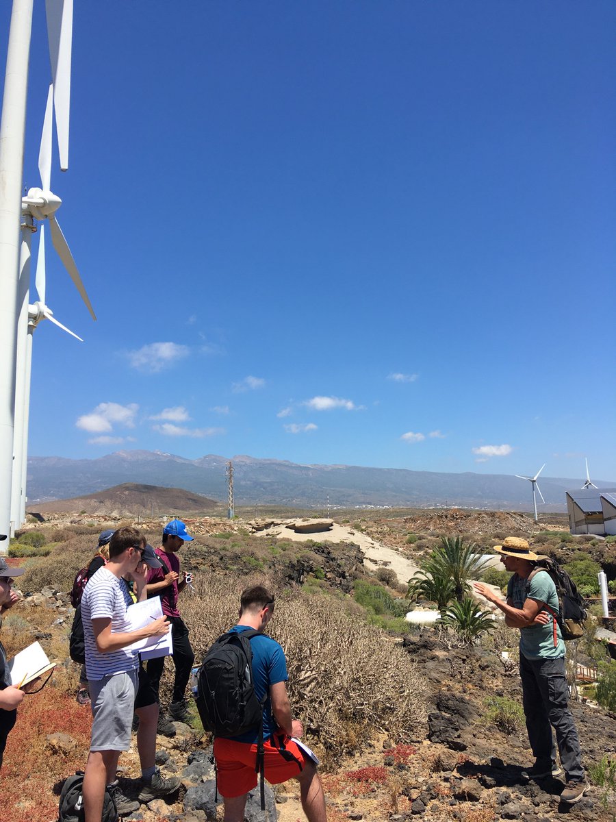 MrADye1's tweet photo. Very interesting day with @TeesEarthEnv looking at the intense pressure Tenerife is under from Tourism and the climate. @beccawinnie @IgnacioGarciaGT https://t.co/Axag77Yjgp